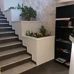 La Grotta Bed and Breakfast