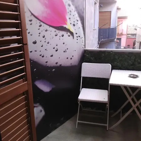 B&B La Grotta 니콜로시