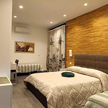 Bed & Breakfast La Grotta 4*