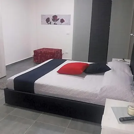 Bed & Breakfast La Grotta 4*
