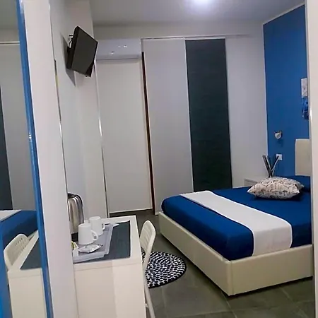 La Grotta 4*