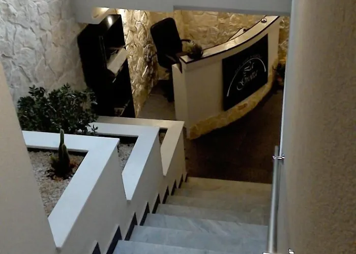 فندق مبيت وإفطار La Grotta 4*